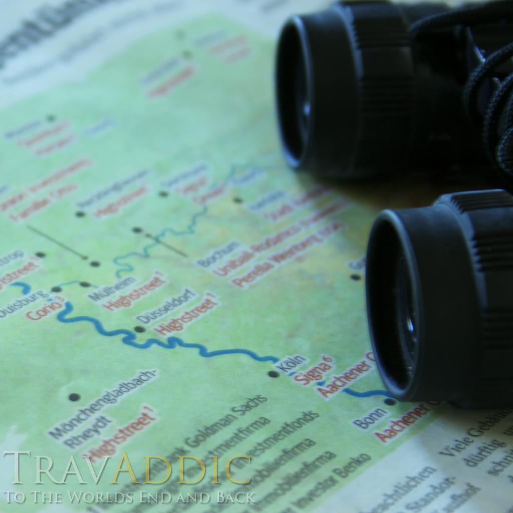 Travel Agent vs Do It Yourself: Mastering the Art of Vacation Planning 2 travel agent